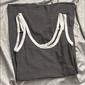 Black and white stripped bodycon dress